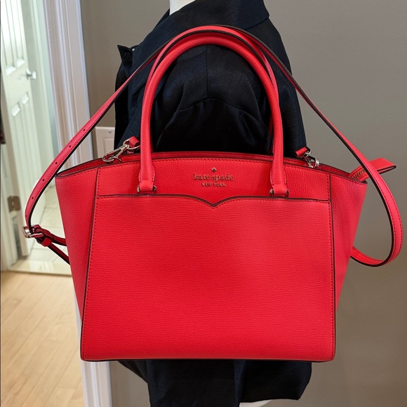 kate spade Handbags - NWOT KATE SPADE Satchel Bag - Coral